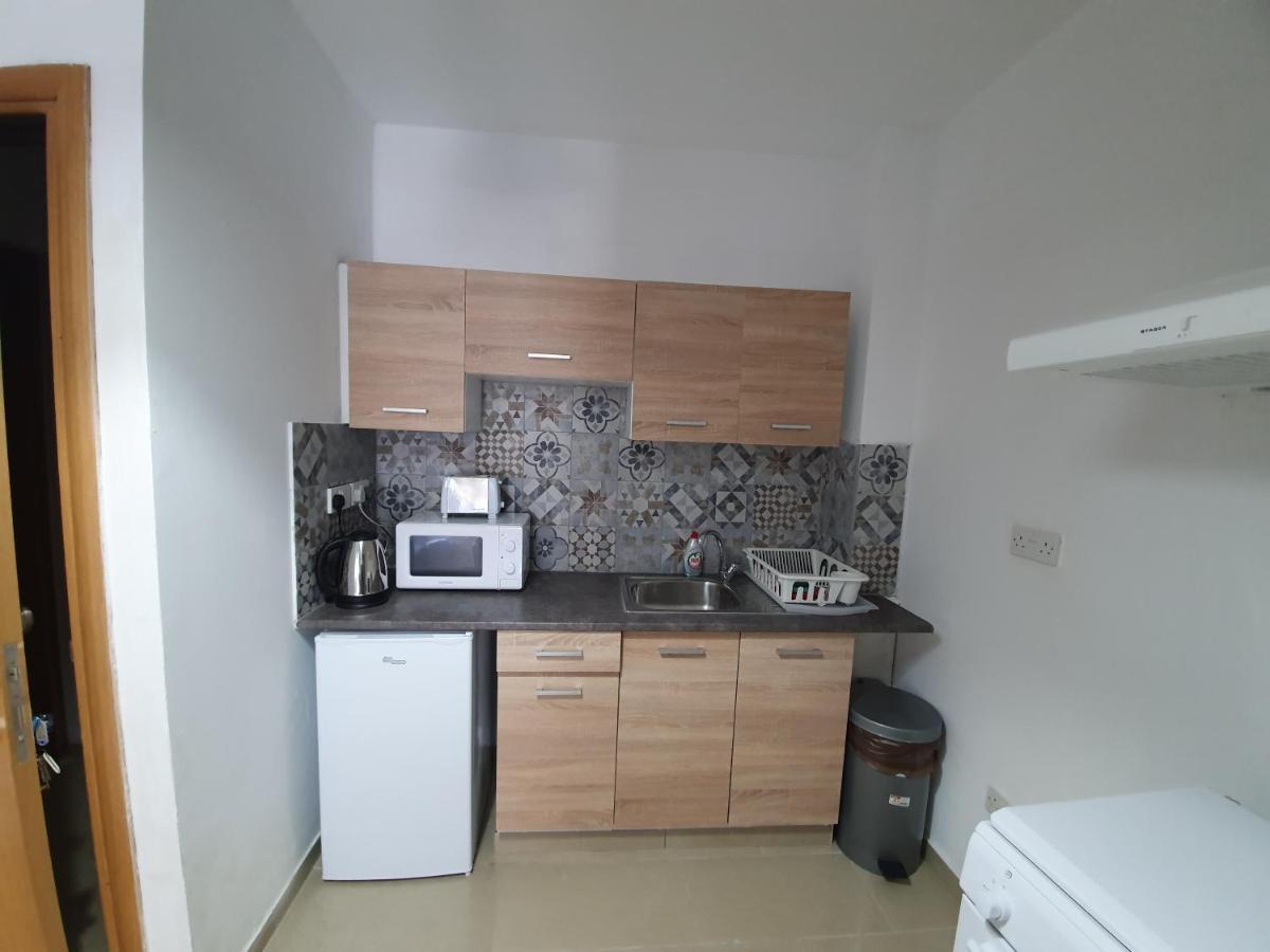 Valentinos Apartments Paphos Kültér fotó