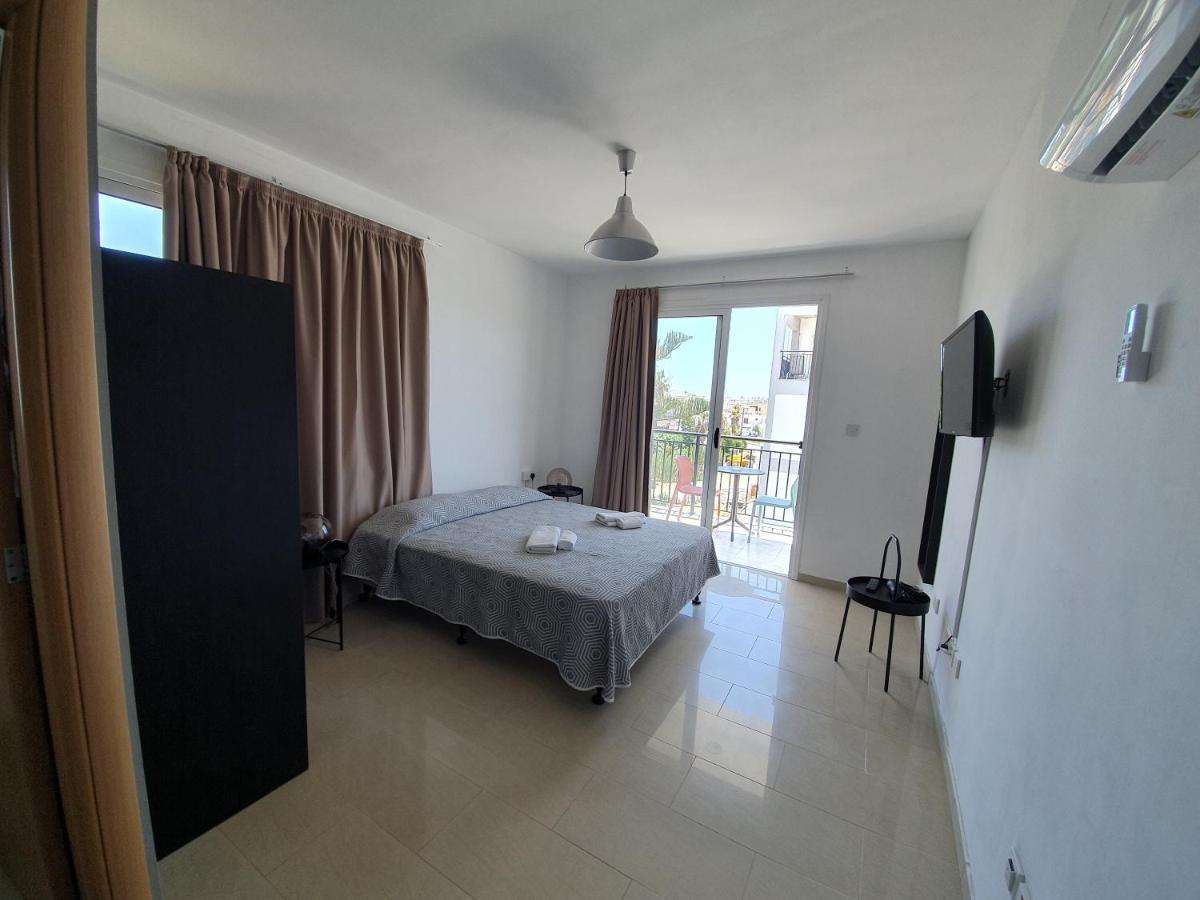 Valentinos Apartments Paphos Kültér fotó