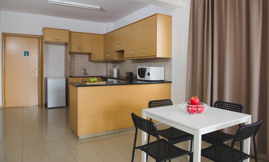 Valentinos Apartments Paphos Kültér fotó