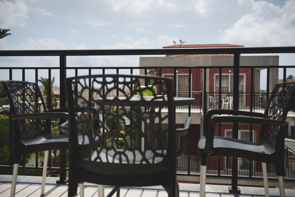 Valentinos Apartments Paphos Kültér fotó